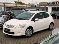 Gebraucht Toyota Auris Life+ 99 PS (72 kW) 2011 Weiß Kleinwagen