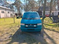 Usado VW Multivan 110 HP (80 kW) 1995 Verde Monovolume