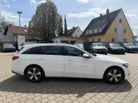 Gebraucht Mercedes 220 200 PS (147 kW) 2022 Weiß Limousine