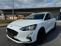 Gebraucht Ford Focus Cool & Connect 150 PS (110 kW) 2019 Weiß Kombi