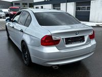 gebraucht BMW 320 Baureihe 3 Lim. 320d/XENON/6-GANG/