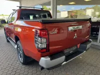 Gebraucht Mitsubishi L200 Spirit 150 PS (110 kW) 2021 Orange Pickup