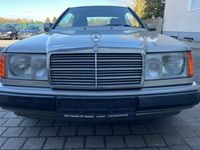 Gebraucht Mercedes E300 179 PS (131 kW) 1992 Grau Coupé