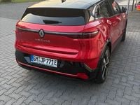 Gebraucht Renault Megane E-Tech Komfort 160 kW (218 PS) 2022 Rot Limousine