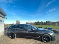 Gebraucht BMW 540 340 PS (250 kW) 2022 Grau Kombi
