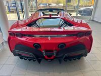 Gebraucht Ferrari SF90 999 PS (734 kW) 2024 Rosso corsa ds Cabrio