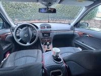 Gebraucht Mercedes E220 Classic 150 PS (110 kW) 2003 Kombi