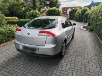 Gebraucht Renault Laguna III Dynamique 140 PS (102 kW) 2011 Grau Limousine