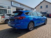Gebraucht Ford Focus ST-Line 125 PS (91 kW) 2022 Blau Limousine