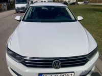 Gebraucht VW Passat Comfortline 150 PS (110 kW) 2019 Weiß Kombi
