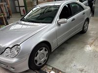 Gebraucht Mercedes C200 160 PS (117 kW) 2006 Silber Limousine