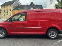 Gebraucht VW Caddy 102 PS (75 kW) 2018 Rot Van / Kleinbus