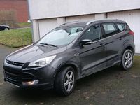 Gebraucht Ford Kuga 163 PS (119 kW) 2014 Grau SUV