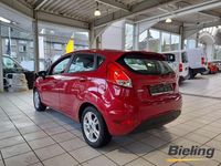 Gebraucht Ford Fiesta Celebration 101 PS (74 kW) 2017 Rot Kleinwagen