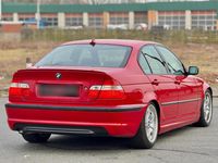 Gebraucht BMW 320 M Sport 150 PS (110 kW) 2003 Rot Limousine