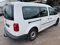 Second-hand VW Caddy 102 CP (75 kW) 2019 Alb Monovolum