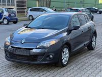 Gebraucht Renault Mégane 101 PS (74 kW) 2011 Grau Limousine