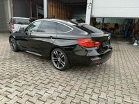 Gebraucht BMW 330 M Sport 258 PS (189 kW) 2015 Schwarz Limousine