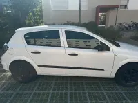 Gebraucht Opel Astra 90 PS (66 kW) 2010 Weiß Limousine