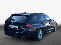 Gebraucht BMW 318 Sport Line 156 PS (114 kW) 2024 Schwarz Kombi