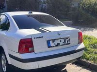 Gebraucht VW Passat 150 PS (110 kW) 1997 Weiß Limousine