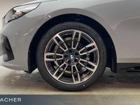 Neu BMW 520 Performance 197 PS (144 kW) 2025 Grau Kombi