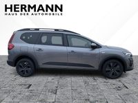 Gebraucht Dacia Jogger Expression 110 PS (80 kW) 2025 Dolomit grau / schiefer grau Van / Kleinbus