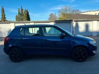 Gebraucht Skoda Fabia 69 PS (50 kW) 2011 Blau Limousine