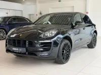 Gebraucht Porsche Macan Turbo Chrono 400 PS (294 kW) 2016 Tiefschwarz SUV