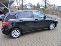 Gebraucht Mercedes B200 156 PS (114 kW) 2012 Schwarz Van / Kleinbus