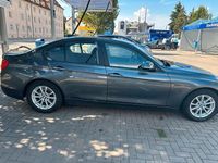 Gebraucht BMW 320 184 PS (135 kW) 2013 Grau Limousine