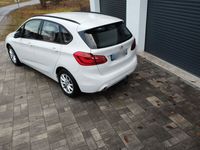 gebraucht BMW 216 Active Tourer 216d Automatik Advantage