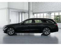 Gebraucht Mercedes E300 Avantgarde 204 PS (150 kW) 2024 Metalliclack obsidianschwarz met Kombi