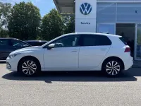 Gebraucht VW Golf VIII Active 150 PS (110 kW) 2023 Weiß Limousine