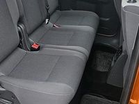 Second-hand VW Caddy 100 CP (73 kW) 2014 Galben Monovolum