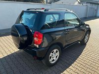 Gebraucht Toyota RAV4 125 PS (91 kW) 2001 Schwarz SUV