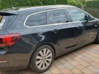 Gebraucht Opel Astra Exklusiv 140 PS (102 kW) 2014 Schwarz Kombi