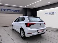 Neu VW Polo Basis 80 PS (58 kW) 2025 Grau Limousine