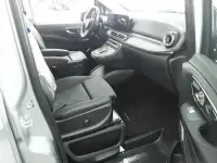 Gebraucht Mercedes V300 Avantgarde 237 PS (174 kW) 2025 Silber Van / Kleinbus