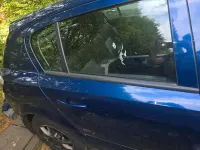Gebraucht Opel Astra 105 PS (77 kW) 2005 Blau Limousine