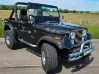 Used Jeep CJ 243 HP (178 kW) 1986 Black SUV