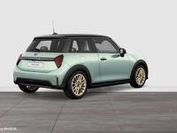 Gebraucht Mini Cooper Favoured 156 PS (114 kW) 2024 Ocean wave green Kleinwagen