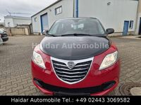 Gebraucht Lancia Ypsilon Silver 69 PS (50 kW) 2011 Rot Kleinwagen