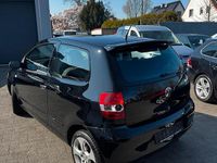 Gebraucht VW Fox 59 PS (43 kW) 2011 Schwarz Kleinwagen