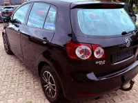 Gebraucht VW Golf Plus Cross Trendline 105 PS (77 kW) 2010 Deep black perleffekt Limousine