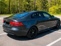 Gebraucht Jaguar XE R-Sport 179 PS (131 kW) 2017 Schwarz Limousine