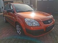 Gebraucht Kia Rio Attract 97 PS (71 kW) 2009 Orange Kleinwagen