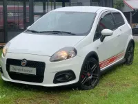 Gebraucht Abarth Grande Punto 155 PS (114 kW) 2009 Weiß Kleinwagen