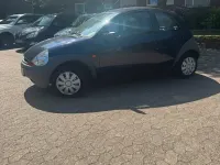 Gebraucht Ford Ka 58 PS (42 kW) 2000 Blau Kleinwagen