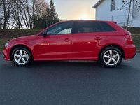 Gebraucht Audi A3 Sport 184 PS (135 kW) 2019 Rot Limousine